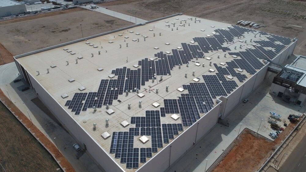 Secadero de jamones · disposición este-oeste — instalación fotovoltaica JONSOK