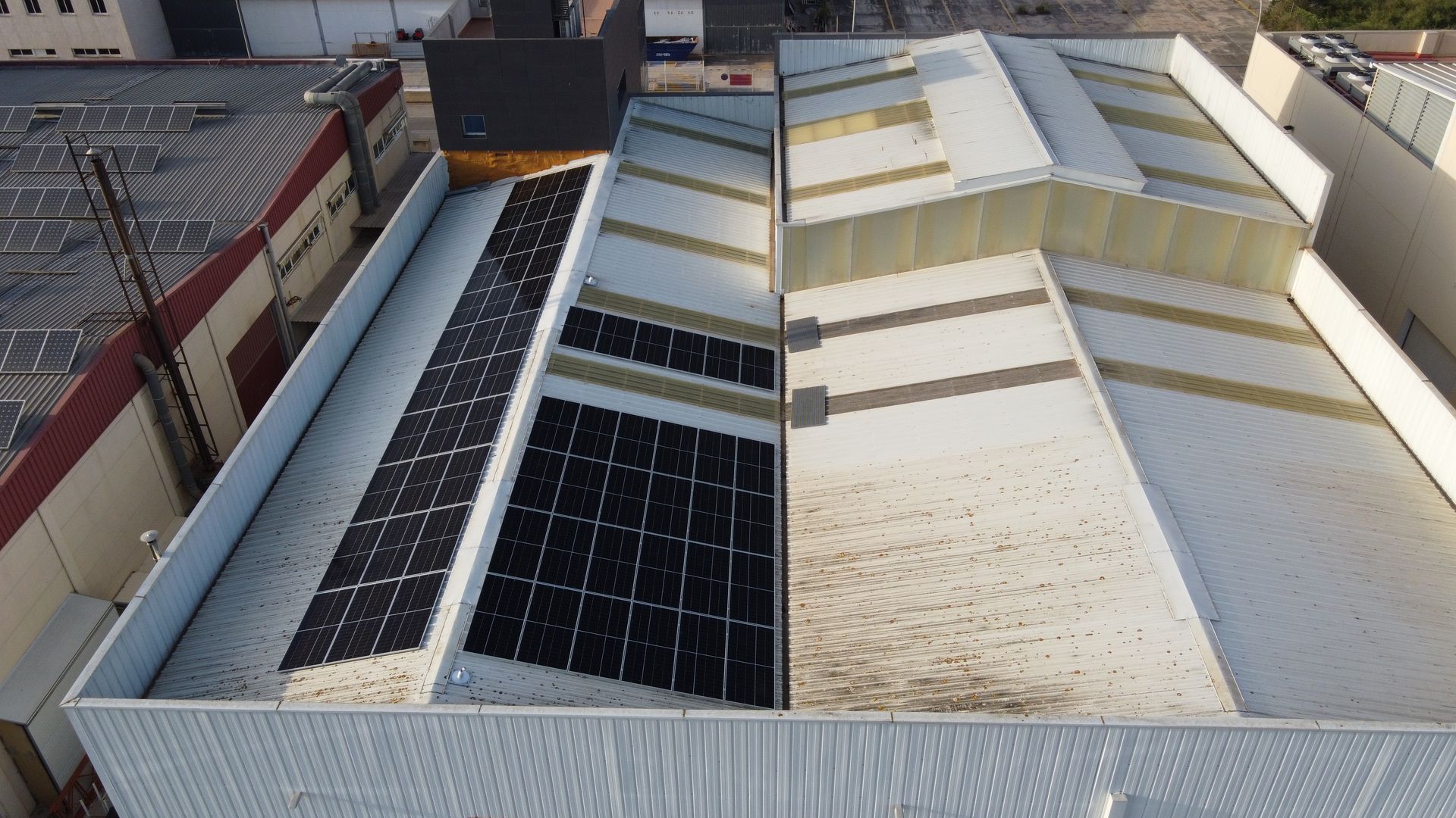 Fábrica de válvulas · este y oeste — instalación fotovoltaica JONSOK